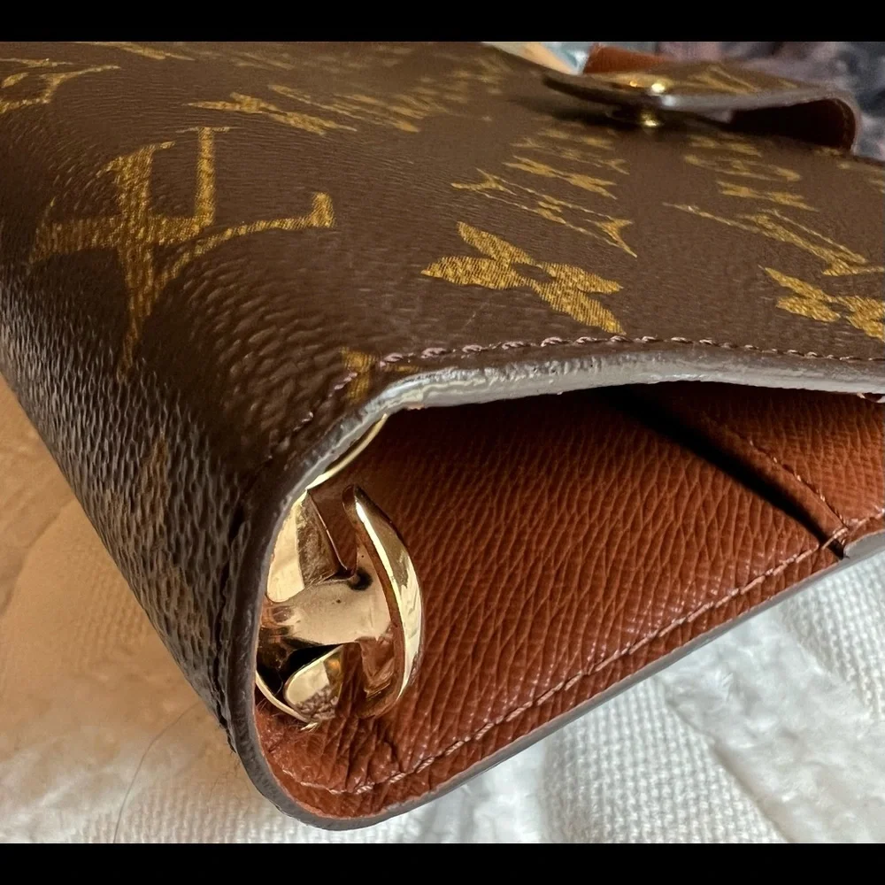 ❌SOLD!❌ Authentic Louis Vuitton Brown Monogram Large (GM) Agenda Cover - Picture 16 of 16